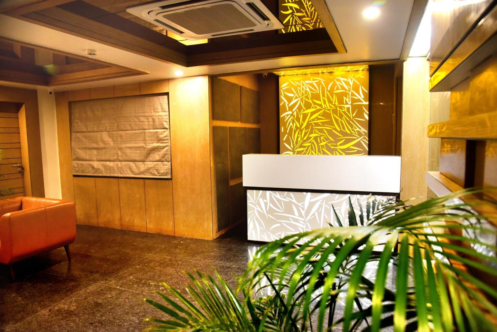 Hotel Rishiraj, Nagaon Nagaon  ภายนอก รูปภาพ